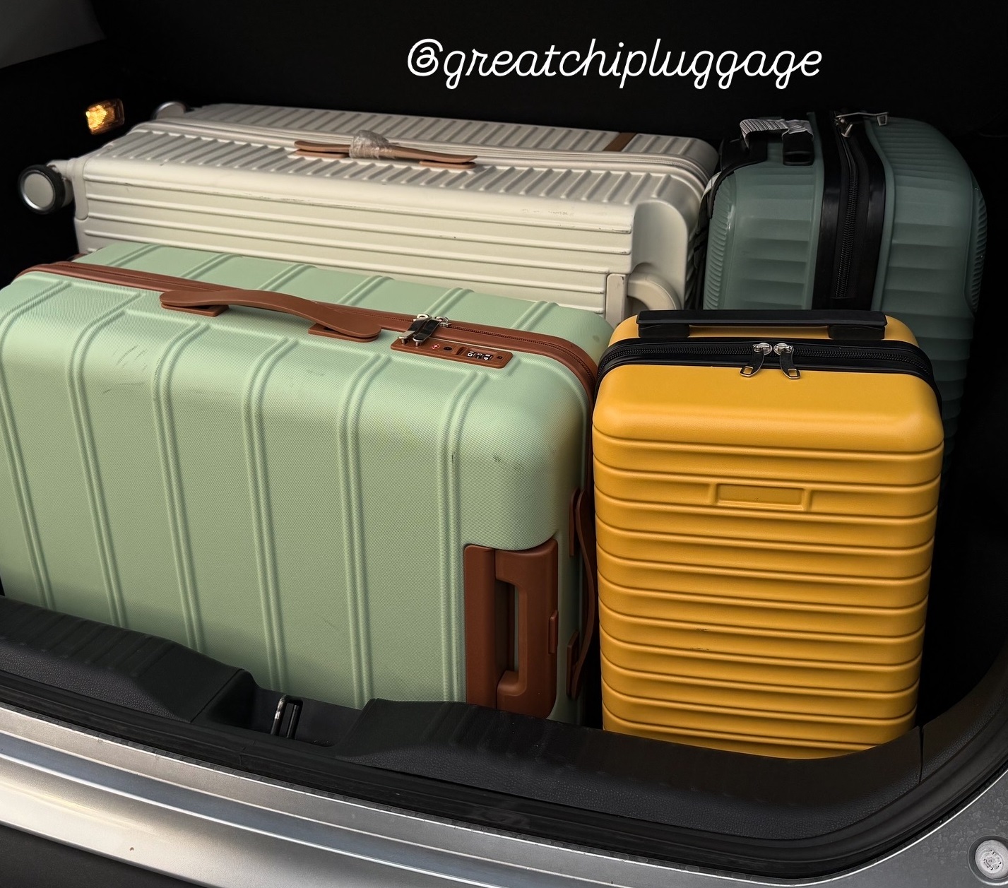 正在上传... 838f33044bd231514201e2c8187da420.jpg