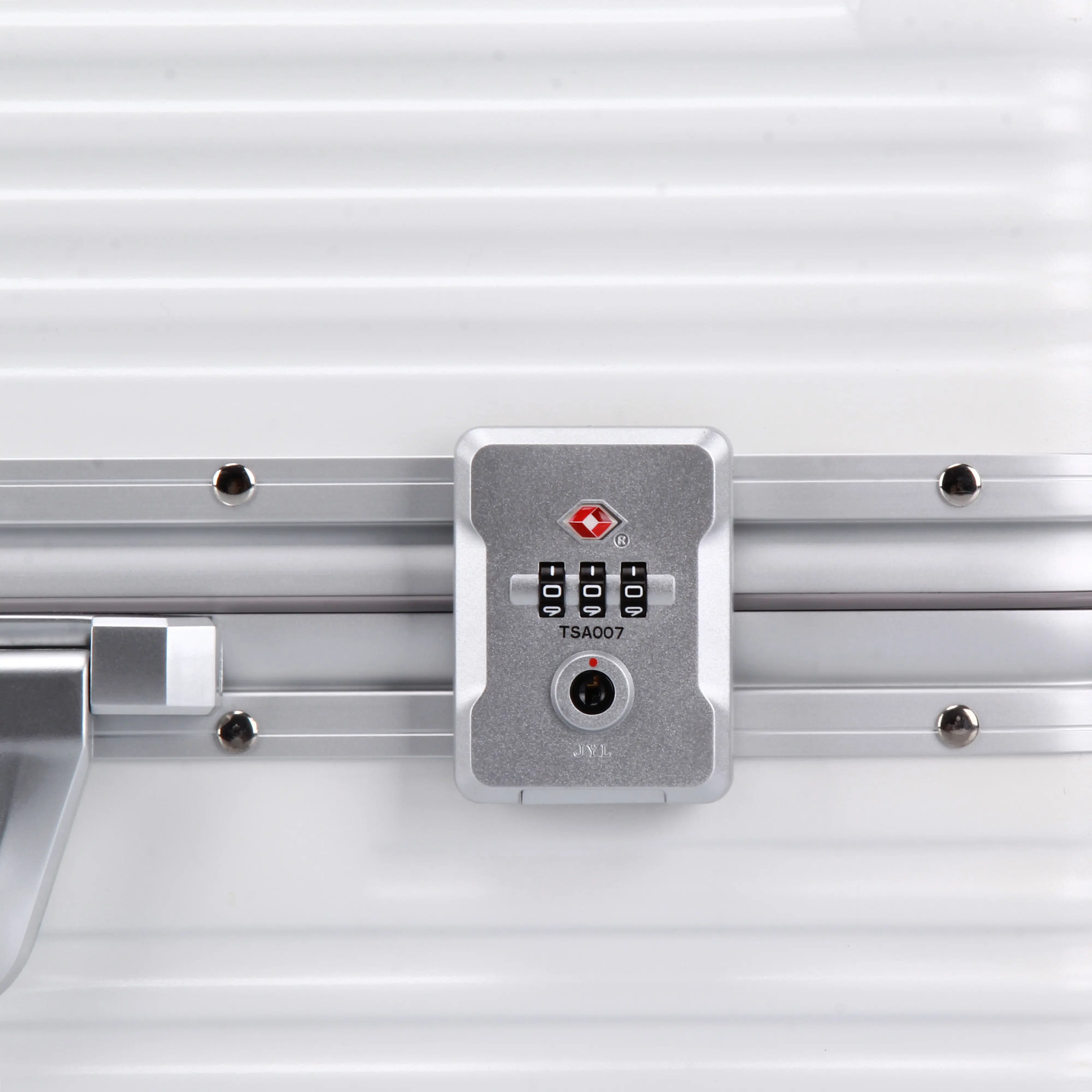 БЕЗОПАСНО И БЕЗ ПРОБЛЕМ