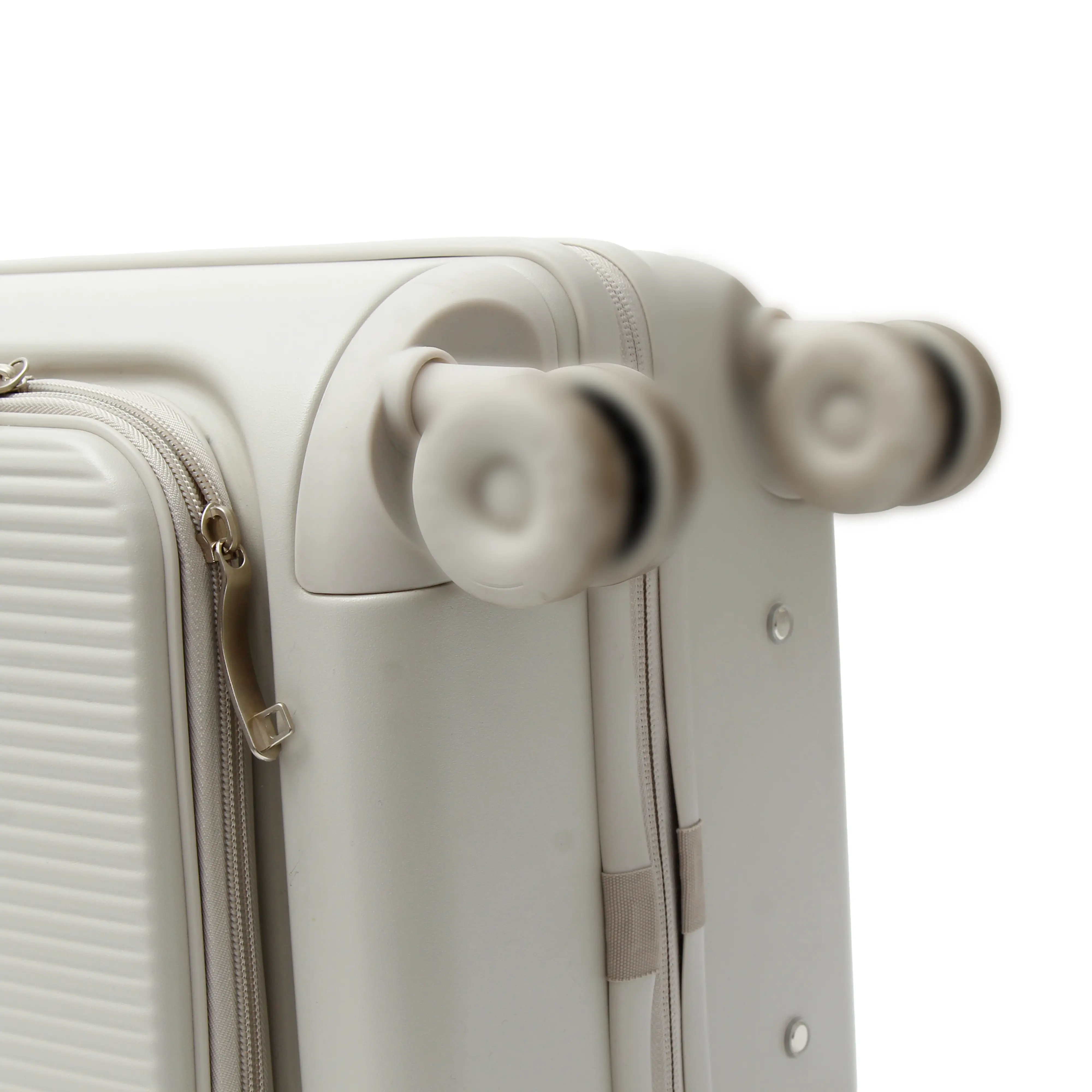 SMOOTH CONFIDENCE ON EVERY MOVE