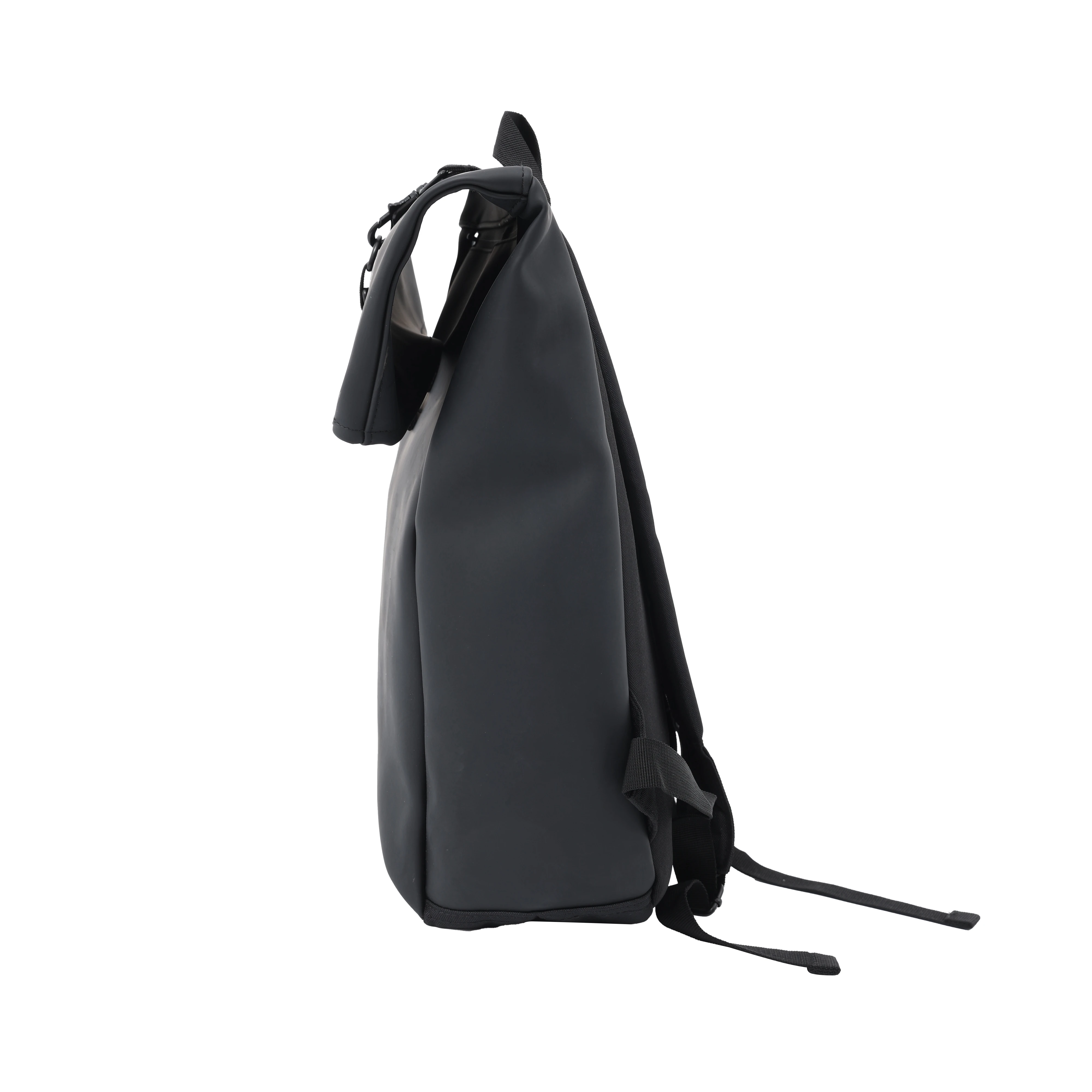 ONE BAG, MULTIPLE SPACES