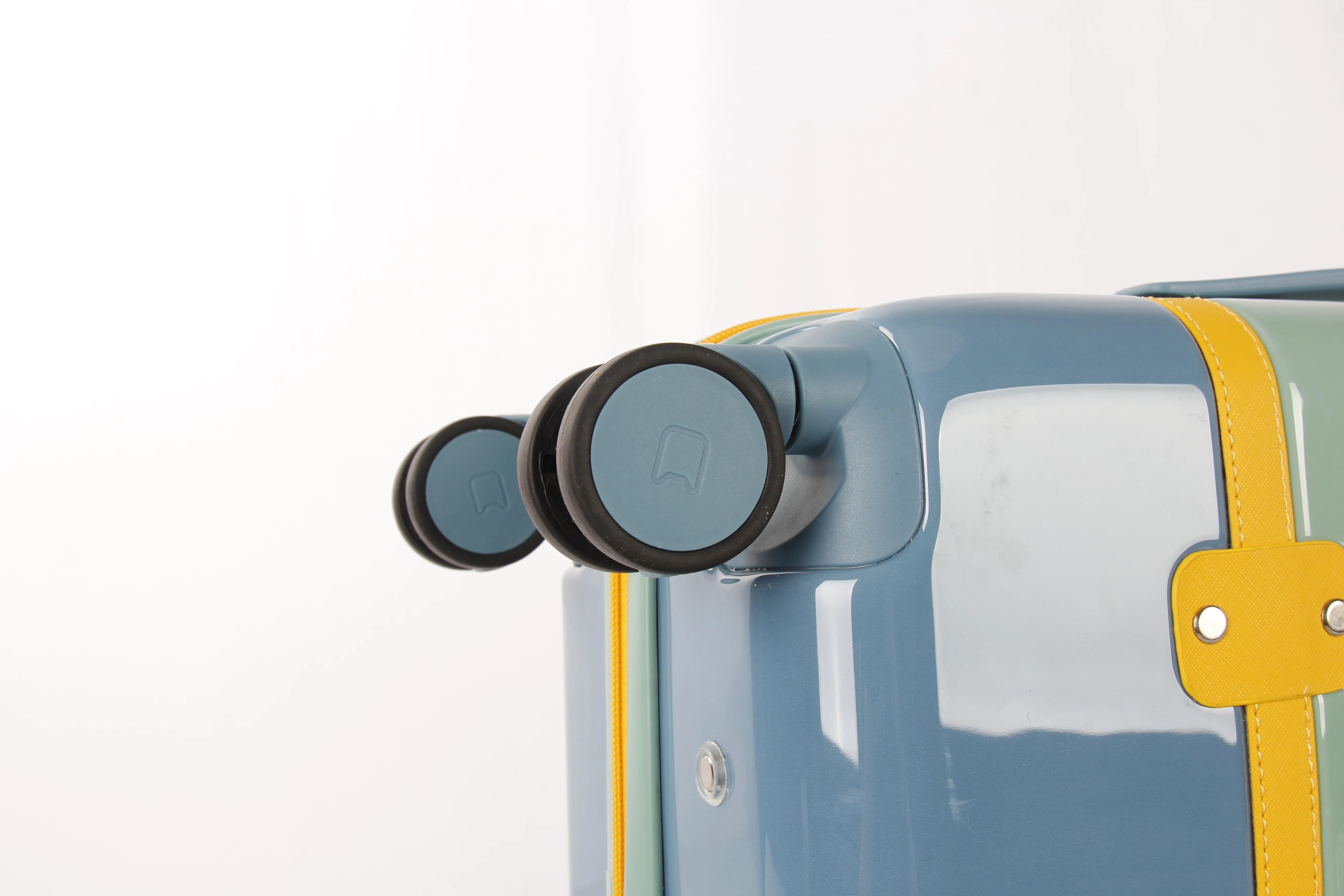 COLOR YOUR ADVENTURE  