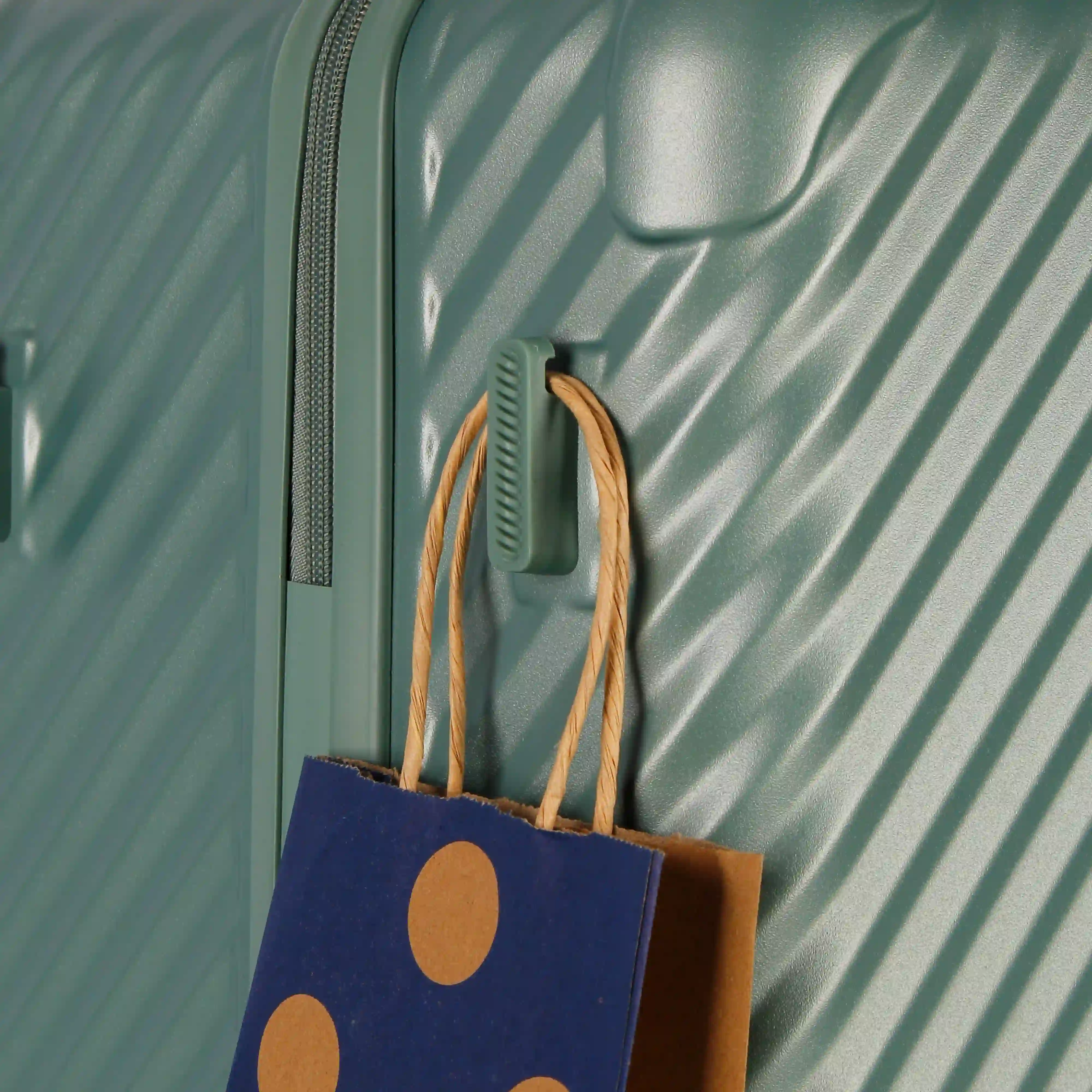 PROTECTIVE PAD RESTS