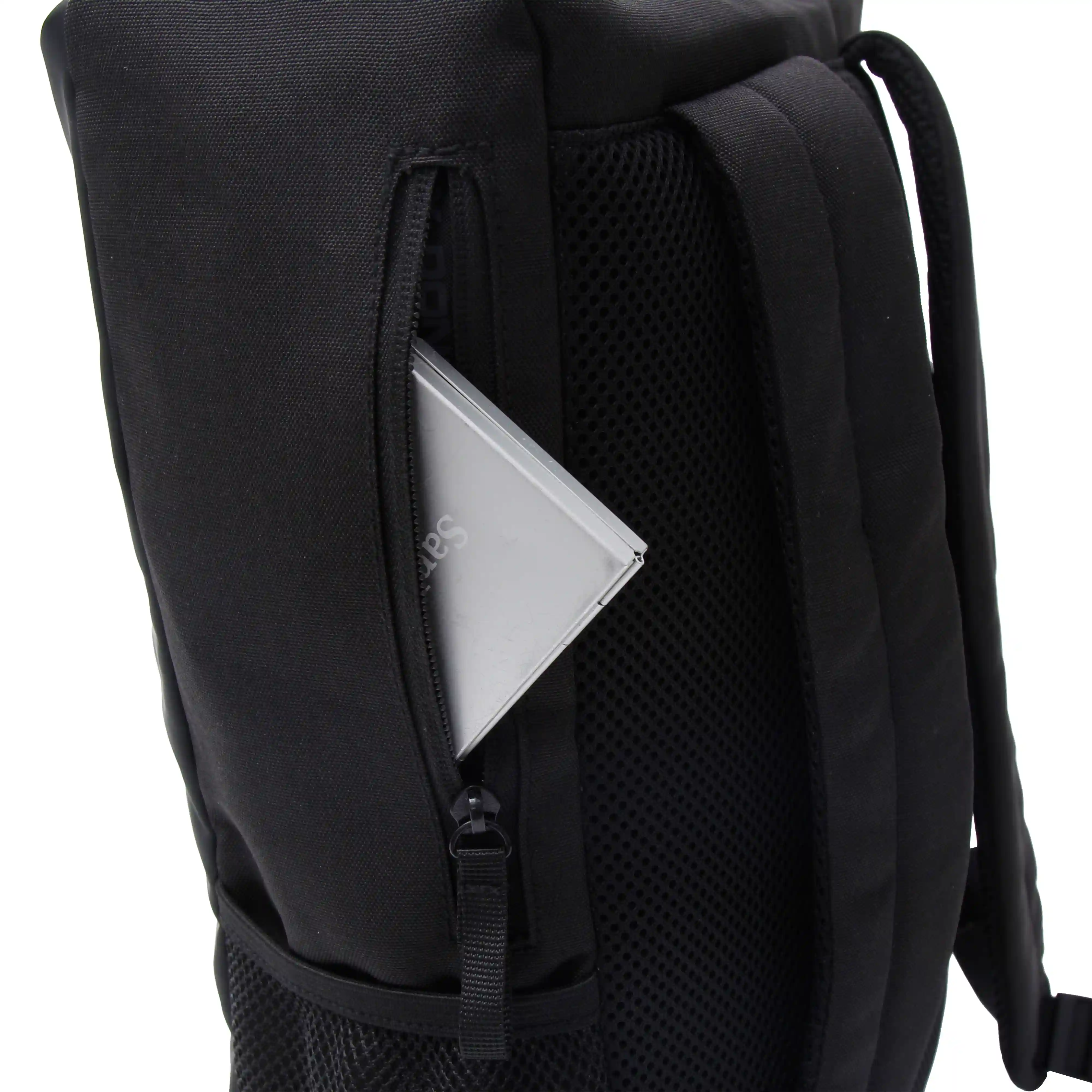 KEEP ESSENTIALS CLOSE